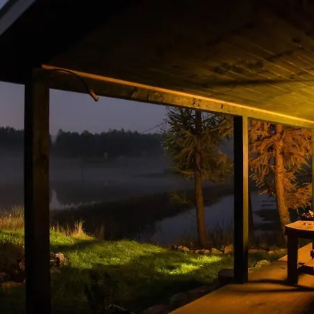 Hut In The Mid. Of Nowhere + Priv Pond+3 Ha